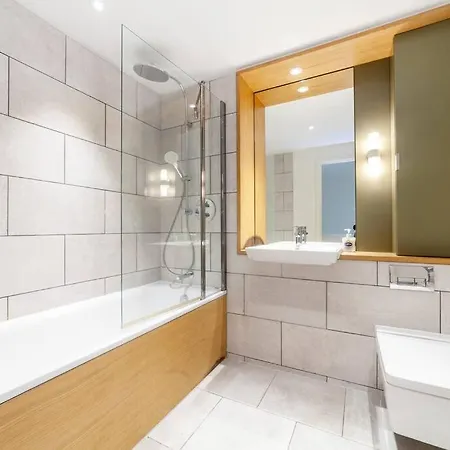 Apartamento Stunning New 3 Bdr Duplex Wbalcony, East Londres Exterior foto